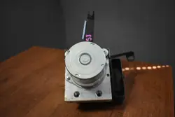 Contrôleur Pompe ABS OEM A1779002710 55 Occasion