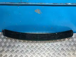 Grille Mercedes W211 OEM 2118800005 - Occasion