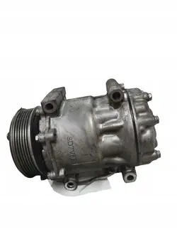 Volvo S60 II ilmastointikompressori 1.6L diesel 2014 OEM 36002867