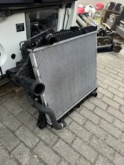 Intercooler Eau OEM A9675000301 A9675000601