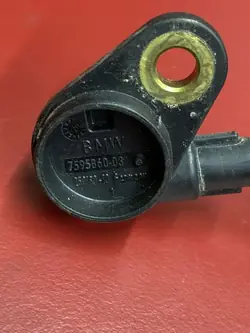 Sensor de posição do eixo de cames BMW OE KSI2591
