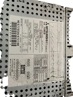 Radio CD de fábrica Mitsubishi Colt VI OEM MZ313550