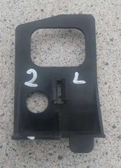 Jeep OE 68543805AC Bovenste Radiatorbevestiging Linkerkant
