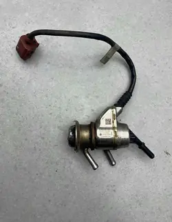 INJECTEUR ADBLUE 04L131113L VW CADDY III IV 2.0 TDI