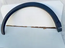 Audi Q3 Oikea takalokasuoja OEM 8U0853818 CD