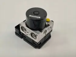 Pompe ABS OEM AV592C405CC pour Ford Fiesta MK7