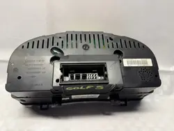 VW Golf V Instrumentpanel OEM 1K0920851F