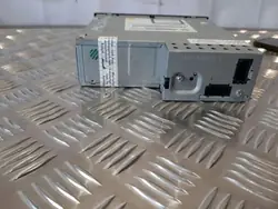 Cambiador CD Audi OEM 8X0035110B - Estado usado