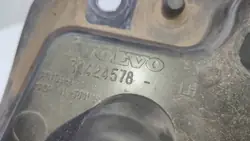 Vasen lokasuoja kiinnike OEM 31424578 Volvo XC60 II
