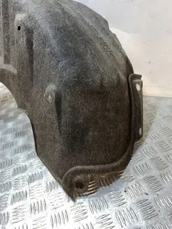 Toyota RAV4 Bakre hjulhus OEM 6563742030