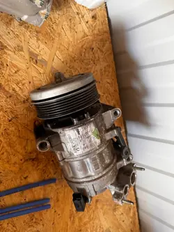 Compresor de aire acondicionado Peugeot Citroen Opel 9812682180
