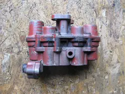 Soupape de sécheur d'air Iveco Stralis OEM IAE4516