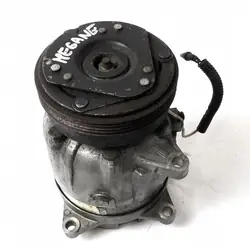 Compresseur de climatisation Renault Megane Scenic OE 7700273320