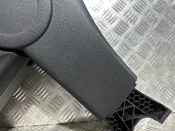 FABIAIII OEM konsolin käsinoja Skoda Fabia Mk3
