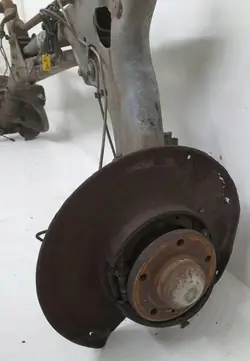 Poutre d'essieu arrière V70 - Suspension d'origine