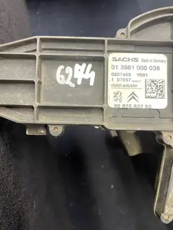 Peugeot OE 9682562280 Vaihteiston Ohjain