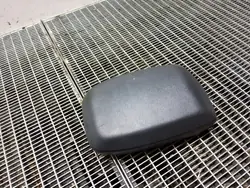 Hyundai i30 konsolin käsinoja OEM SKE56407 - Käytetty