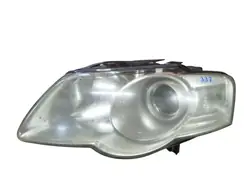 Farol dianteiro esquerdo Hella usado OEM 3C0941005J