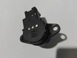 Käytetty AdBlue-pumppu Venttiili Anturi OEM 98001576