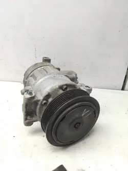 Compresseur Climatisation VW Golf VI OEM 1K0820859T Occasion