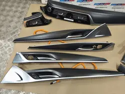 BMW G30 G31 LCI Dörrkonsol Dekorlist OEM 9882257