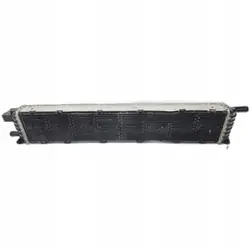 Audi OE 8K0145804H apuvesijäähdytin