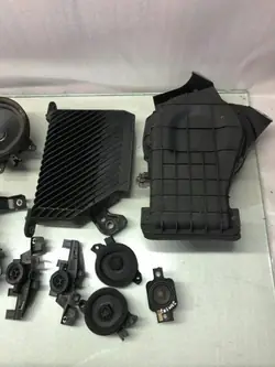 Gebrauchtes Volvo OE Soundsystem OEM 32265526