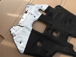Écran thermique compartiment moteur Audi Q8 2019 OEM 50536147