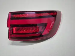 AUDI A4 B9 8W9 Kombi Lámpara Trasera Derecha LED