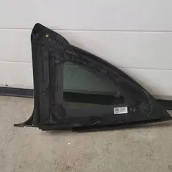Vitre Triangle Arrière Gauche Tesla Model Y OEM 1621162-00-B