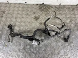 Pince positive Subaru XV II OEM FBZ16897 - Occasion