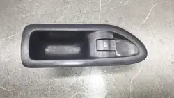 OEM 82000317494 Oikea takalasiakytkin Renault
