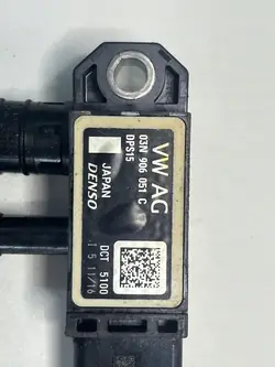 Convertisseur de pression Volkswagen PASSAT Variant 2017 OEM 03N906051C