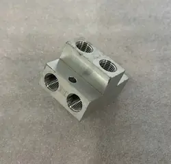 Porsche 992 Federbeinverteiler OEM 9P1511443