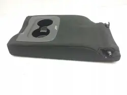 Peugeot 308 2017 Takaistuimen käsinoja OEM AMD154493