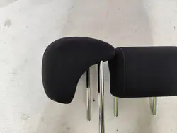 OEM VOLKSWAGEN PASSAT B8 2017 Takaistuimen päänoja