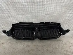 BMW G30 G31 Luftgaller Framsidan OEM 7497279