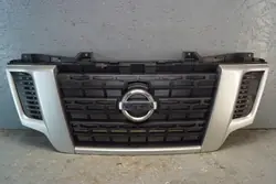 Framgrill NISSAN NV 400 62310-BZ50A