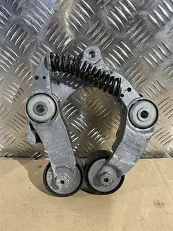 Hyundai Tucson IV 1.6 T-GDI riemspanner OEM 25281-2MHA1