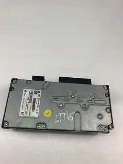 Bang & Olufsen Förstärkare OEM 8T0035223B Audi A4/A5