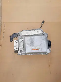 Lexus IS 300h Batterij Converter OEM G9200-53010