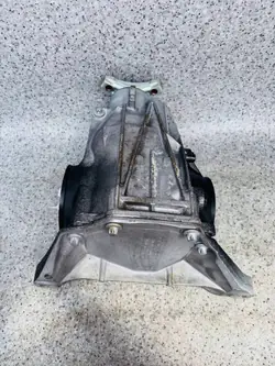 Mercedes E W213 Differential 2133502209