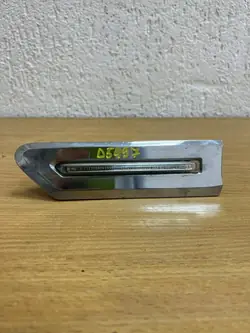 Rechter spatbordknipperlicht BMW 7 F01/F02 gebruikt OEM D5497