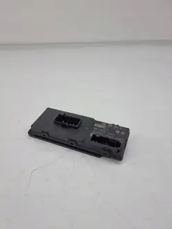 Módulo OEM 5Q0959107Q para portón trasero - Usado