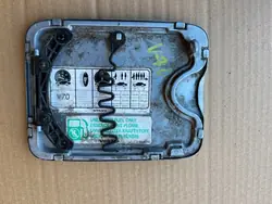 Brandstofklep OEM KLAPKA WLEWU PALIWA voor Volvo 1999-2004