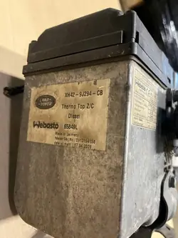Range Rover Vogue L322 4.4D Webasto Umwälzpumpe XH42-9J294-CB