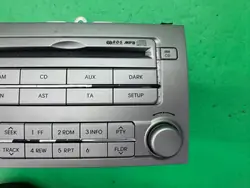 Radio CD MP3 OEM 96100-1J202 para Hyundai i20 2008-