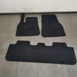 Tesla Model Y Fußmatten Set OEM WLL17733