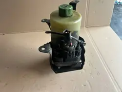 VW POLO 9N 6R Ohjaustehostimen Pumppu