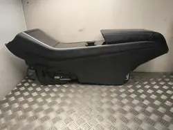 Tesla Model 3 2020 keskikonsoli OEM 108789700B